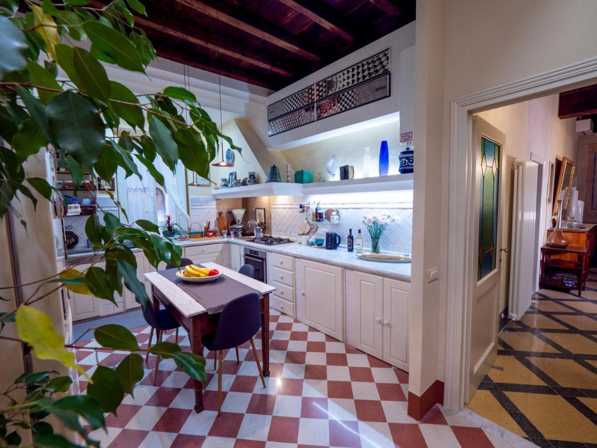 Luxury - Elegante Appartamento Nel Cuore Di Lucca Exteriér fotografie